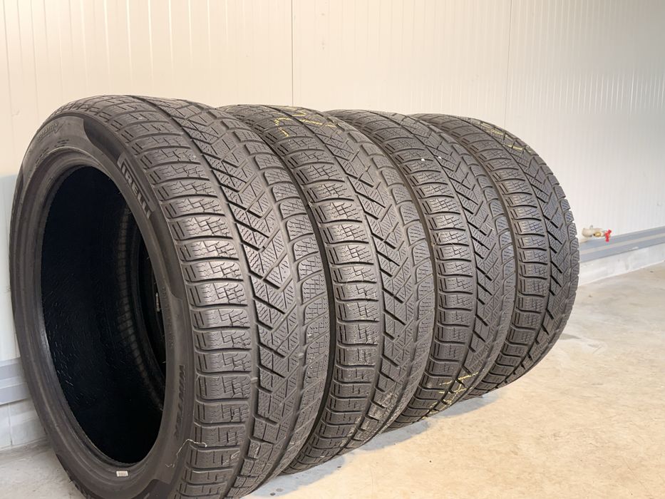 245/45/19 зимни гуми PIRELLI SOTOZERO 3