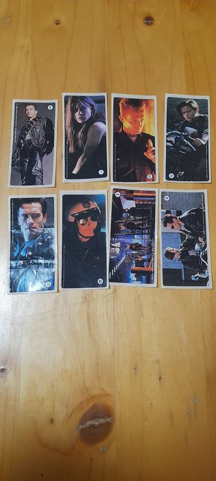 Продавам /Заменям картинки от дъвки