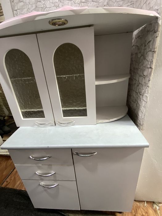 Срочно продам кухонный гарнитур