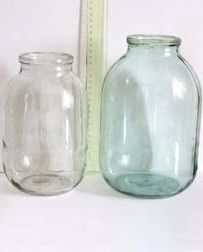Продам банки стеклянные 3 и 2 литра