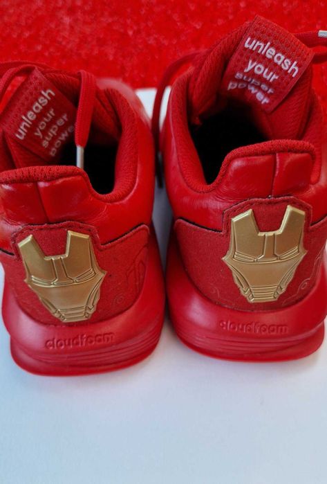Маратонки Adidas Iron man, ботуши 30 номер