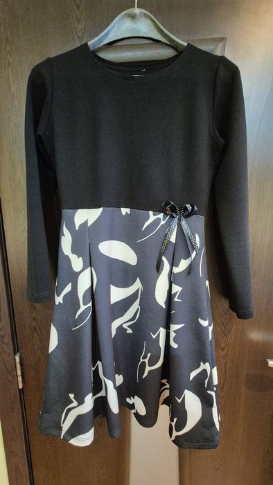 Елегантна дамска рокля