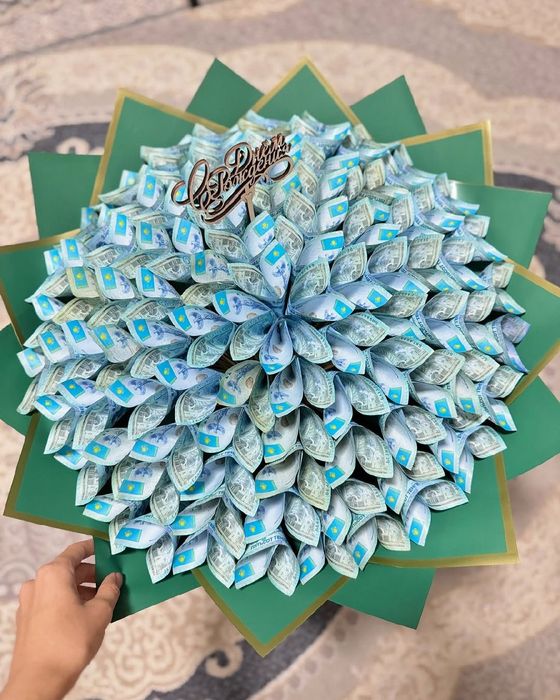 Денежный букет /вечный букет