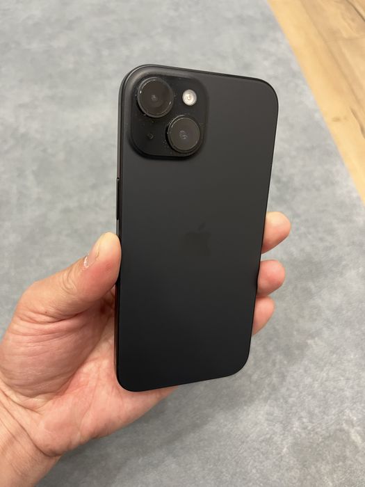 Iphone - 15  память 256 гб.