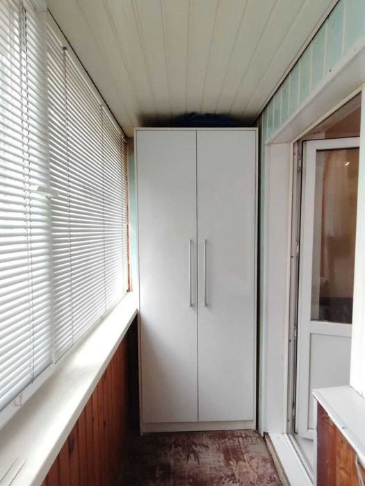 Продажа 4-комнатной квартиры 9 микрорайон