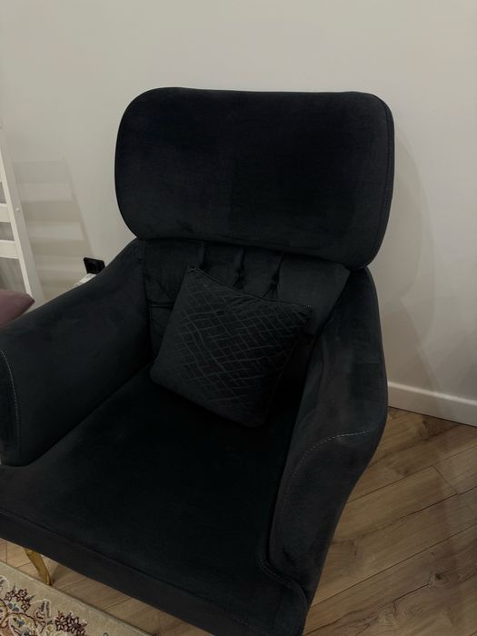 Кресло для гостиной