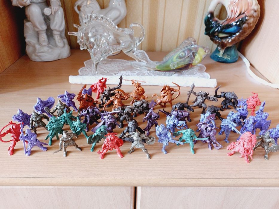 Солдатики  19 наборов