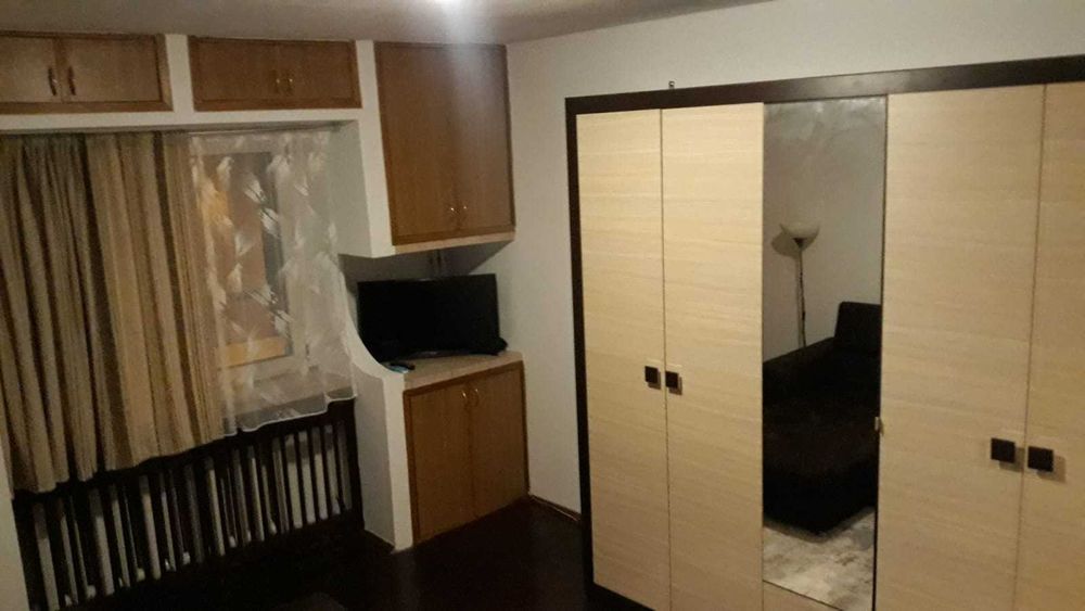 3 garsoniere pt inchiriere zona Cet