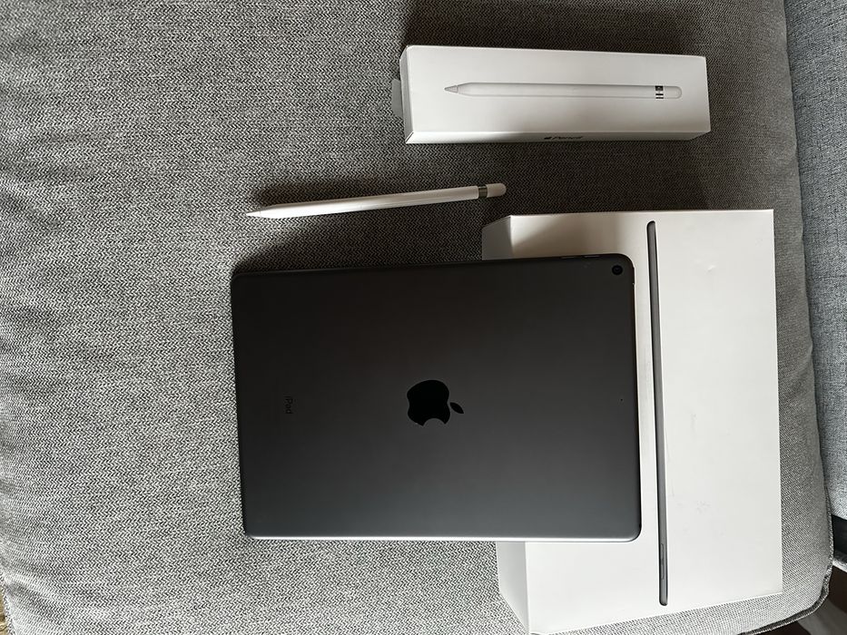 iPad Air 3 (2019) – 64GB + Apple Pencil (Gen. 1)
