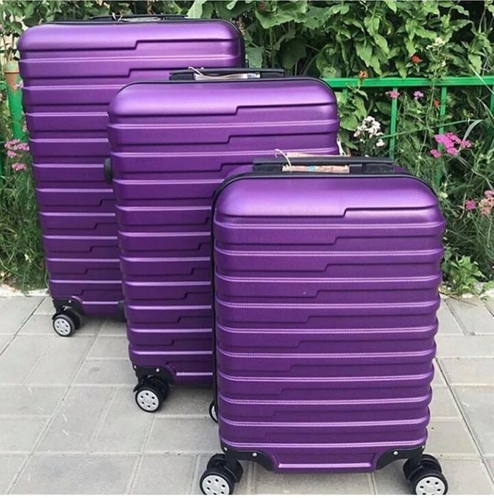 Чемодан из ABS пластика (противоударный)