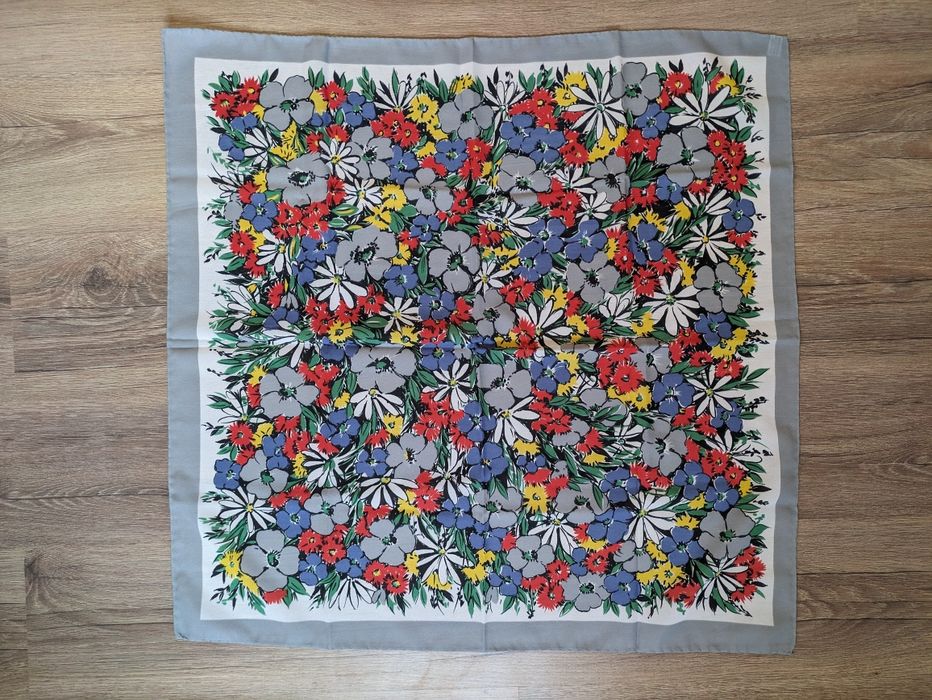 Полиестерни шалове