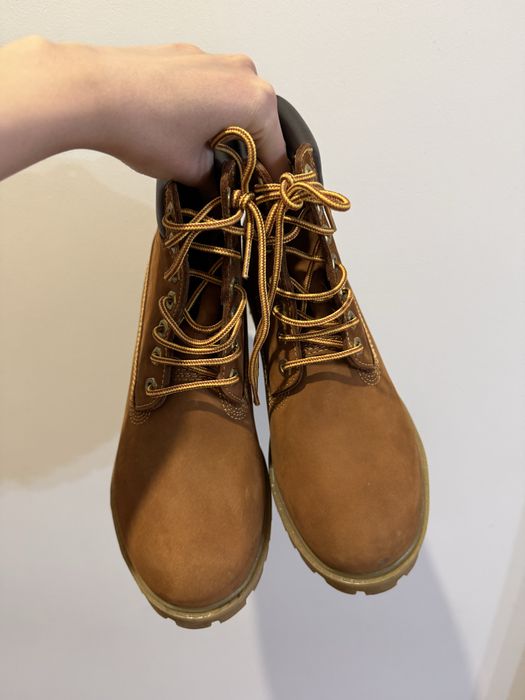 Продам новые ботинки тимберленд