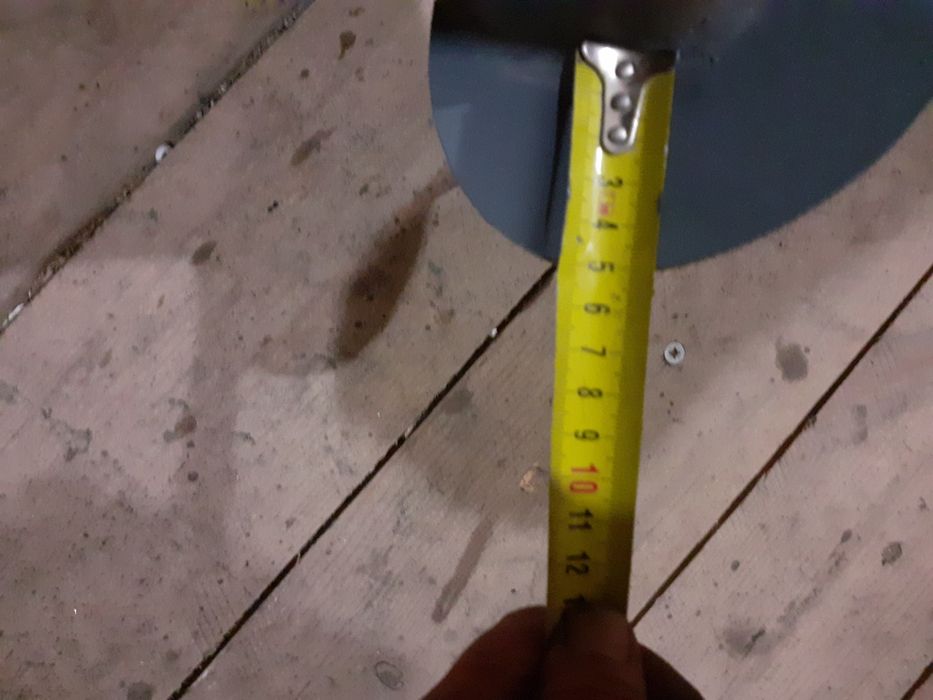 Продам  Сваи (металлические)