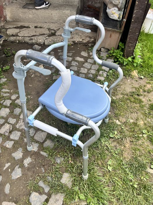Vând cadru metalic, aeroteram, calorifer electric si scaun cu wc