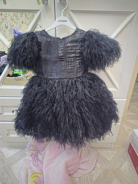 Продам нарядное детское платье