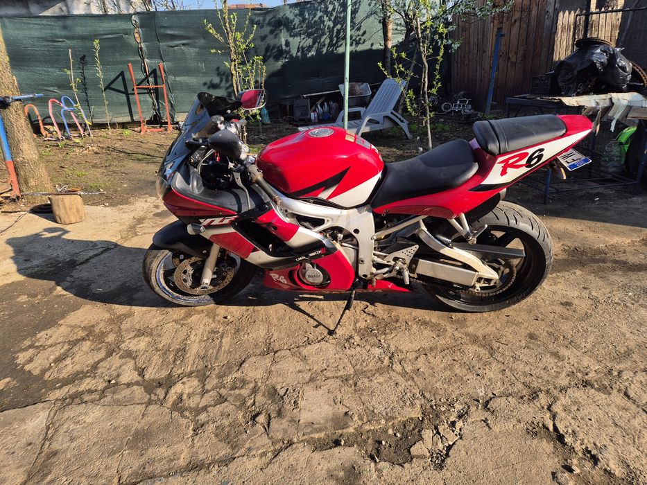 Yamaha r6 2002 piese