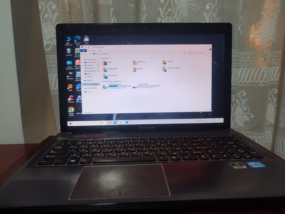 Noutbuk sotiladi lenova