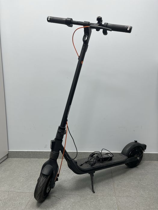 Ninebot kick Scooter F2