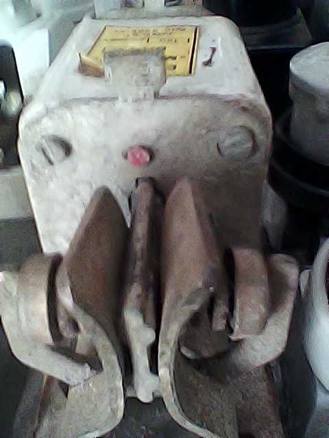 Вискомощни бушони 160 А и Витлови 63,25 А външни бакел. предпазители .