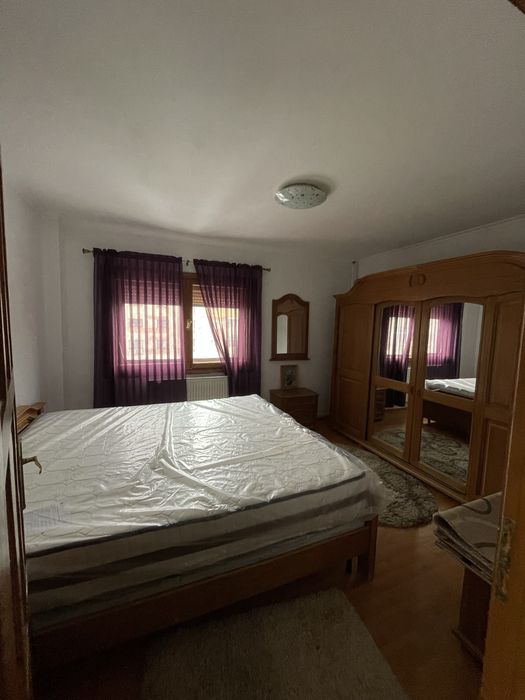 Apartament 3 camere chirie