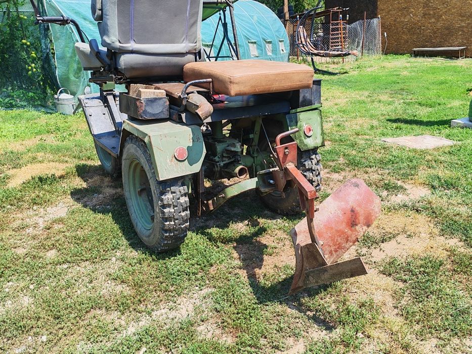 Мотокултиватор с дизелов двигател