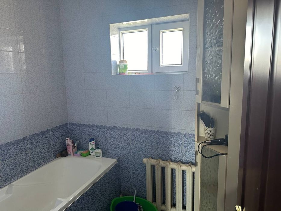 Yangi yolda 2xona  uy sotladi