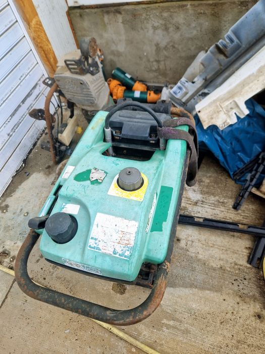 Mai compactor  si placa compactoare   nefuncționale