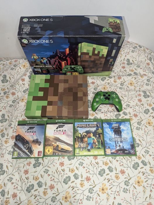 Xbox one S Minecraft edition + jocuri