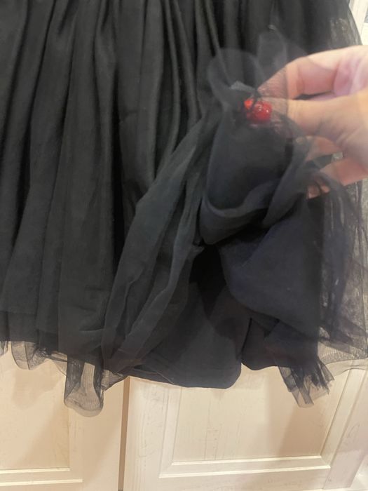 Юбочки для девочки 4-6 лет . В отличном состоянии