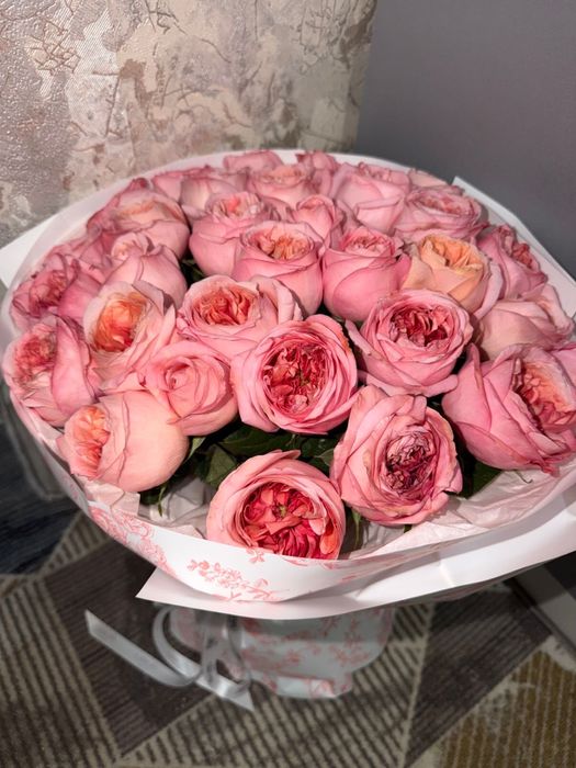 Букет розывых роз