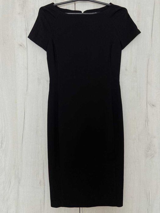 черное маленькое платье