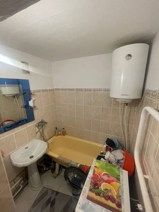 Продам 2 комнатную квартиру