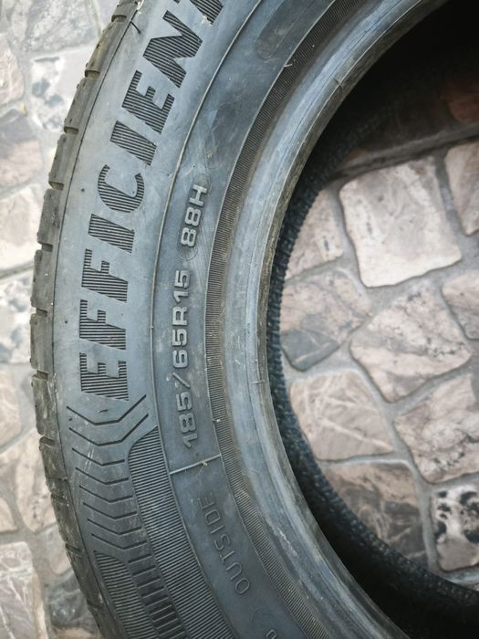 Anvelopa/Cauciuc Good Year Dacia Logan Sandero 185/65 R15 vară