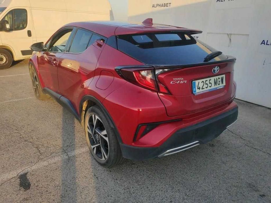 BATTERY LIFE450000km/Distronic/Следи Път и Знаци/Подгрев Toyota Ch-r