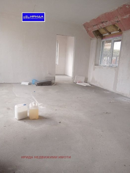 Продава се Многостаен апартамент в София, Карпузица - 200 кв.м за 1122 €/кв.м - Снимка #1