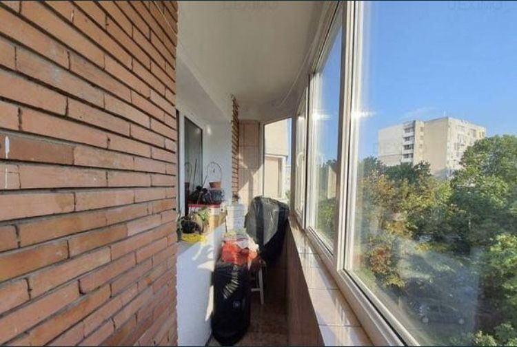 Garsoniera decomandata- Persoana fizica