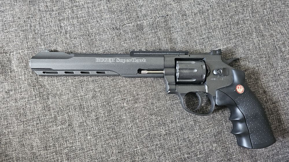 Revolver Ruger SuperHawk 8i CO2