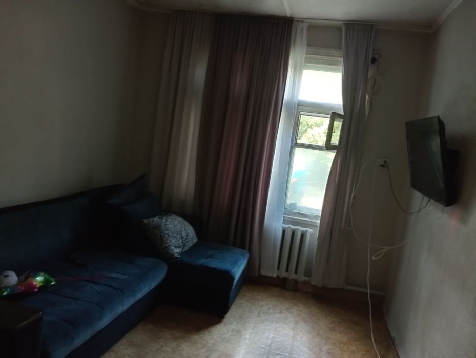 Продам 2 дивана угловых