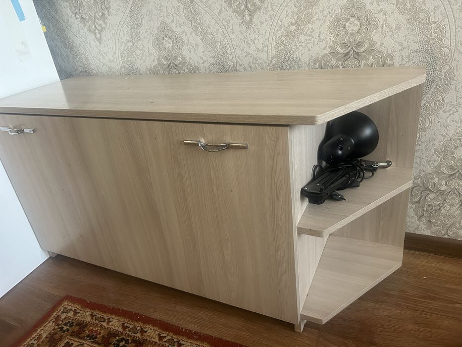 Продам шкафчик обувницу
