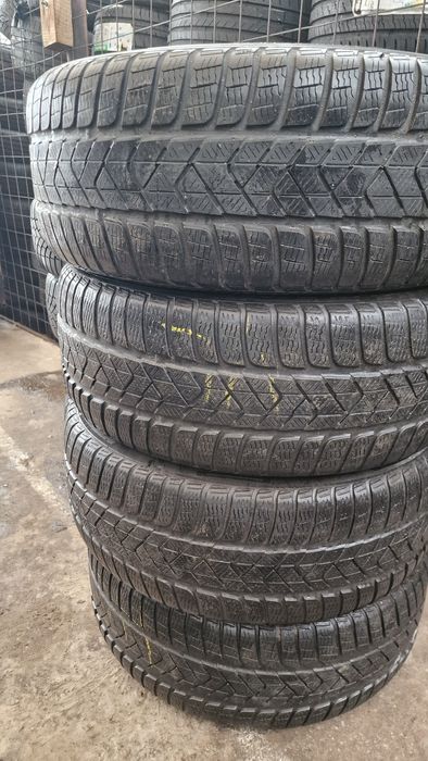 245 45 19 Pirelli 4 anvelope iarna