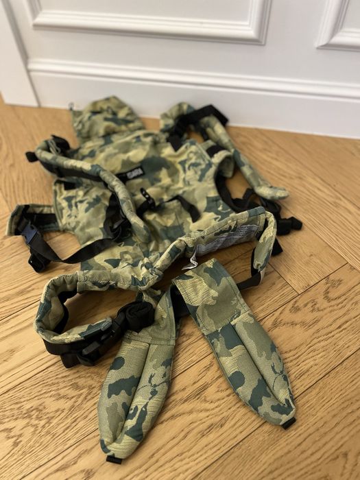 Marsupiu Isara The one wolf family