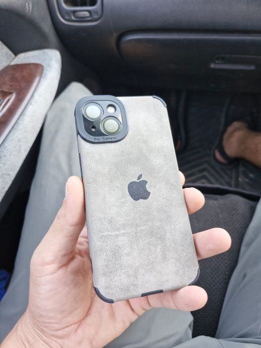 Срочно продам Айфон 13