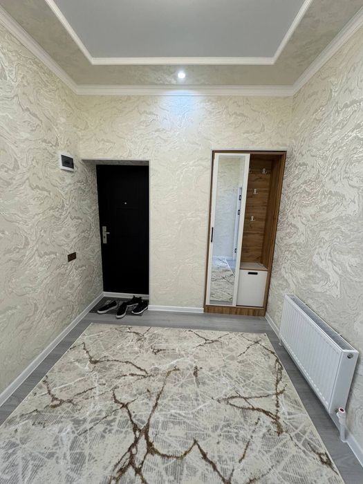 6-mik tomonda 2 xonali uy sotiladi