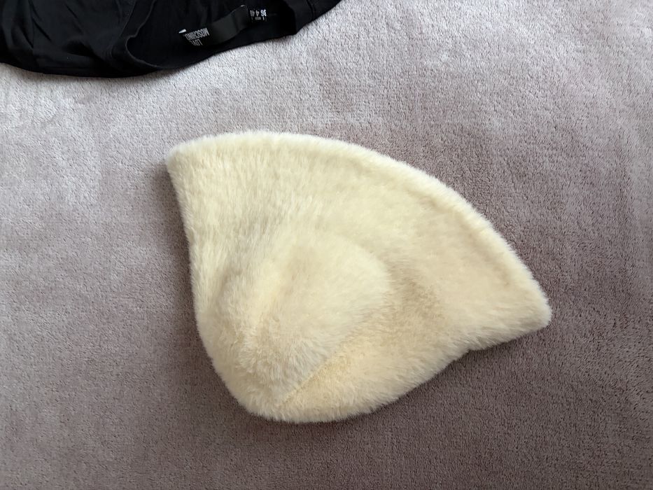 Зимни шапки идиотки - чисто нови