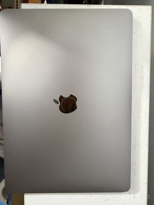 Macbook Air 2020/i3/8/256