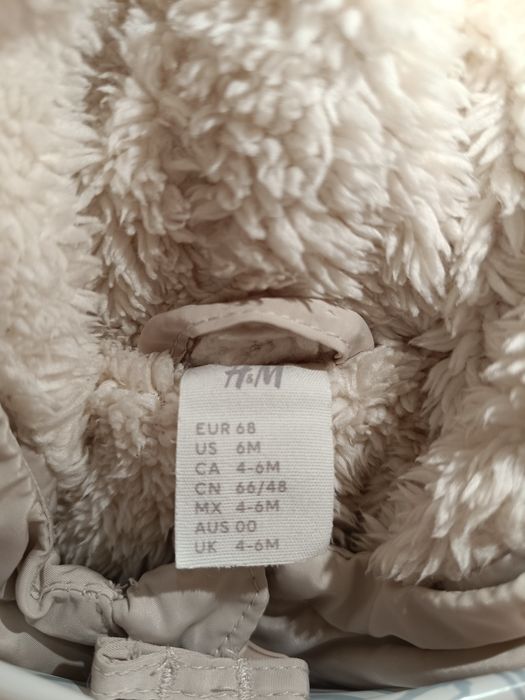 Космонавт и водоотблъскващи буйки