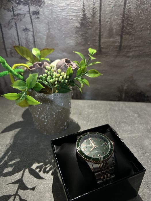 Продам стильные часы Rick