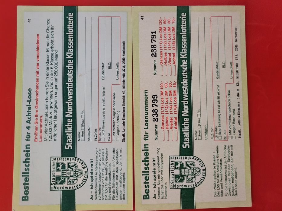 Vază miniaturala cu filigran aurit China și 4 bancnote Austro-Ungaria