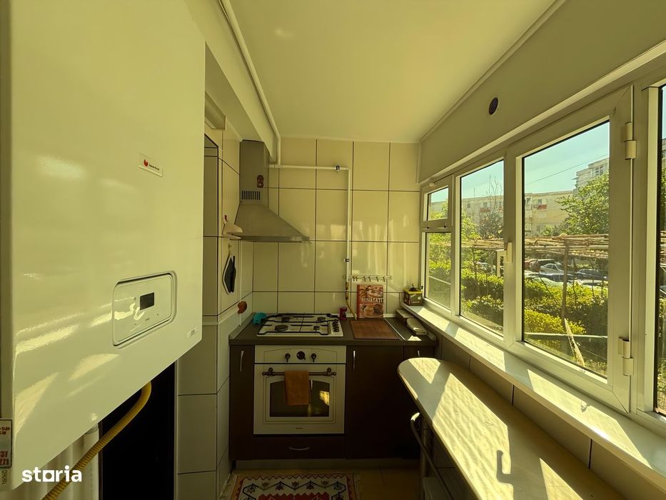 De închiriat | Apartament 3 camere, zona Inel II