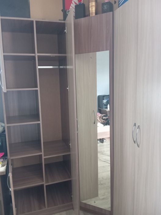 Продам спальный гарнитур для детской